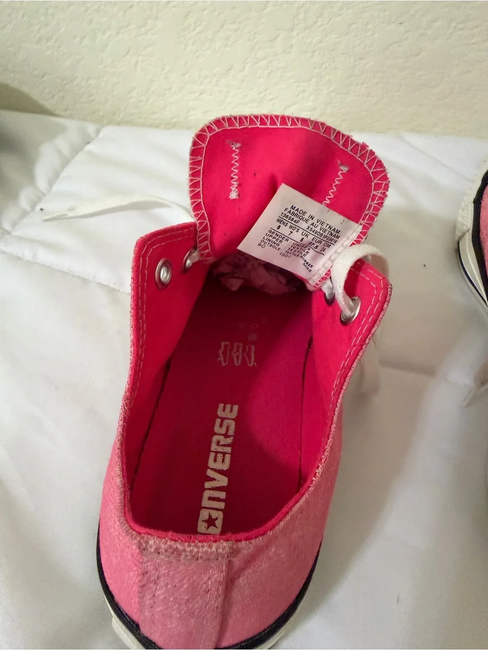 Converse Chuck Taylor All-Star Low Top Sneakers in Light Pink - Picture 5 of 8